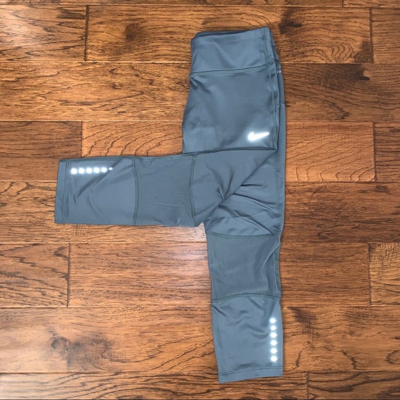 Nike Teal Capri Pants With Mesh- Size S - Picture 2 of 5